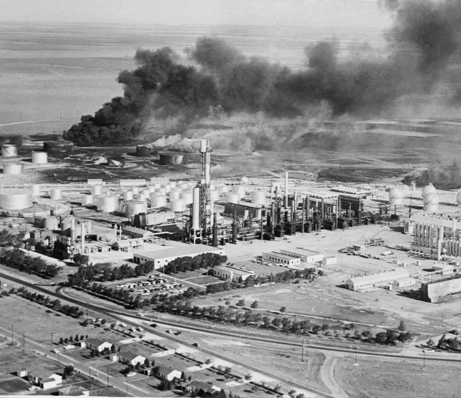1956: Oil Disasters